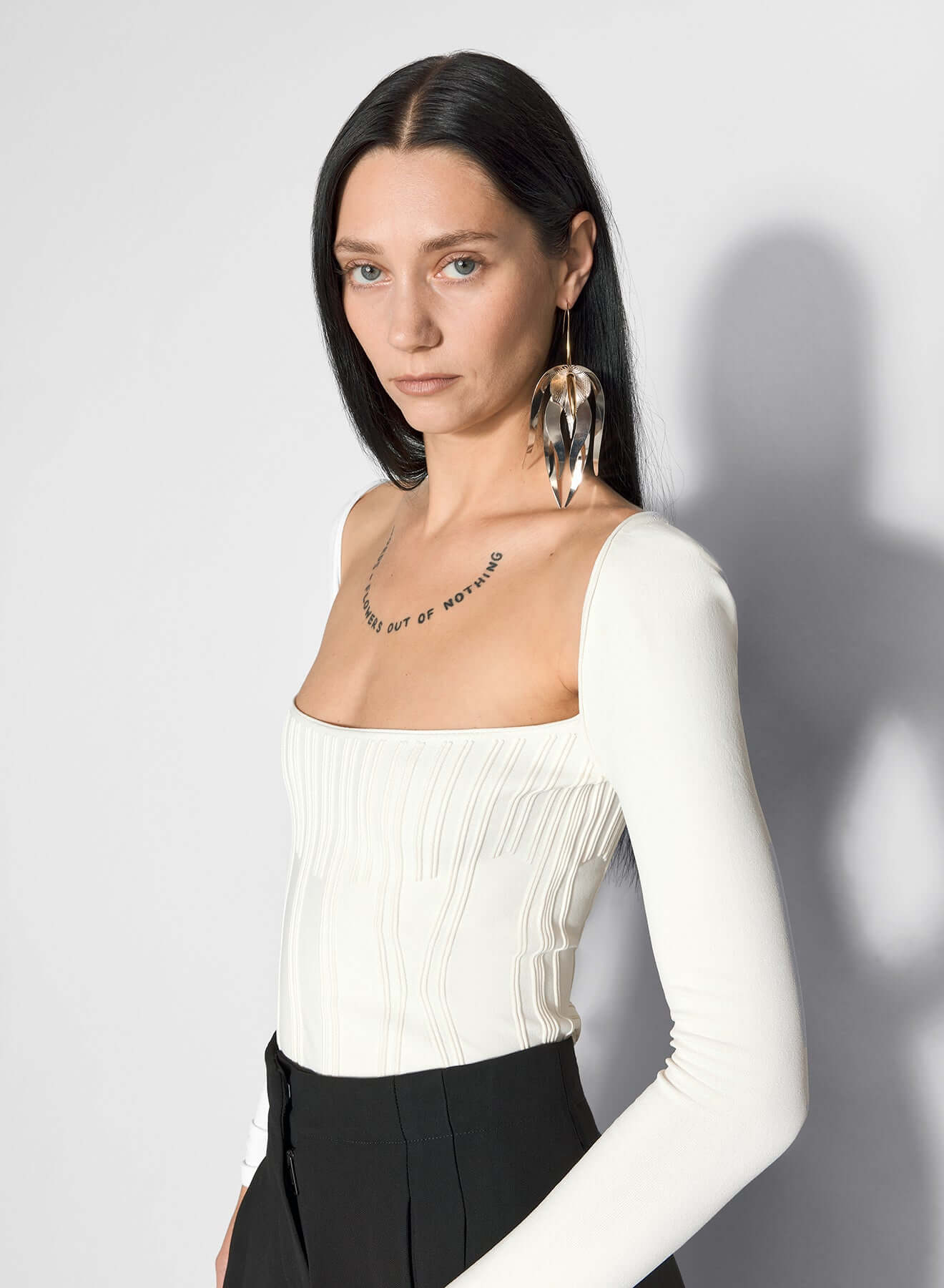 BONING DETAIL KNIT TOP