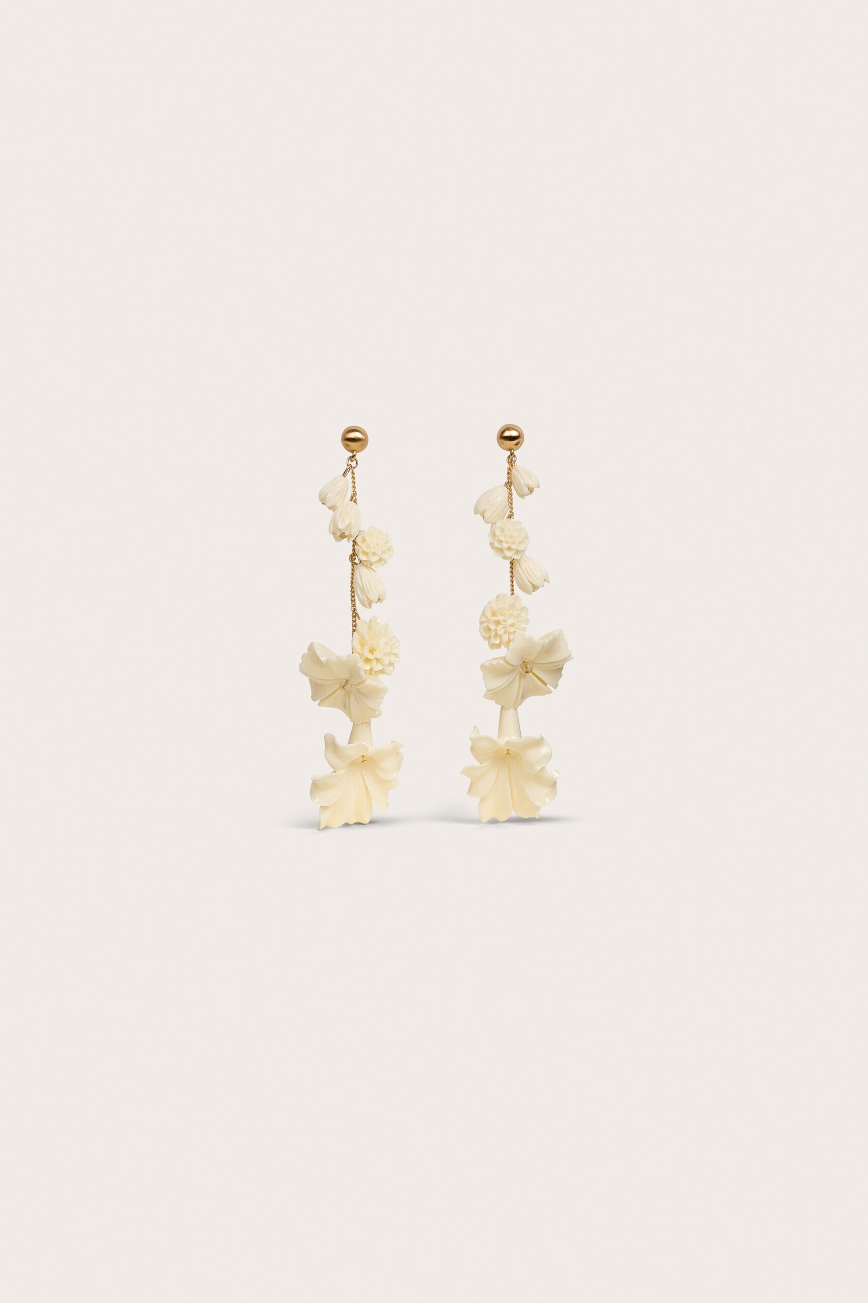 GIANA EARRINGS