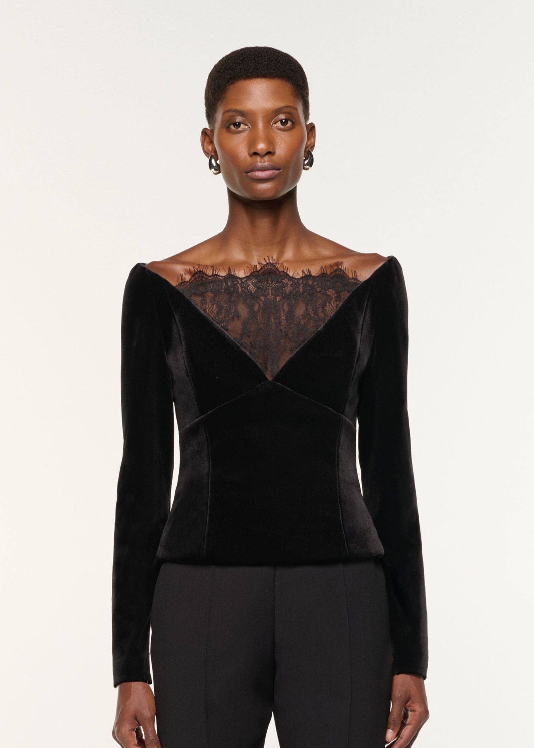 SCUBA VELVET TOP WITH LACE