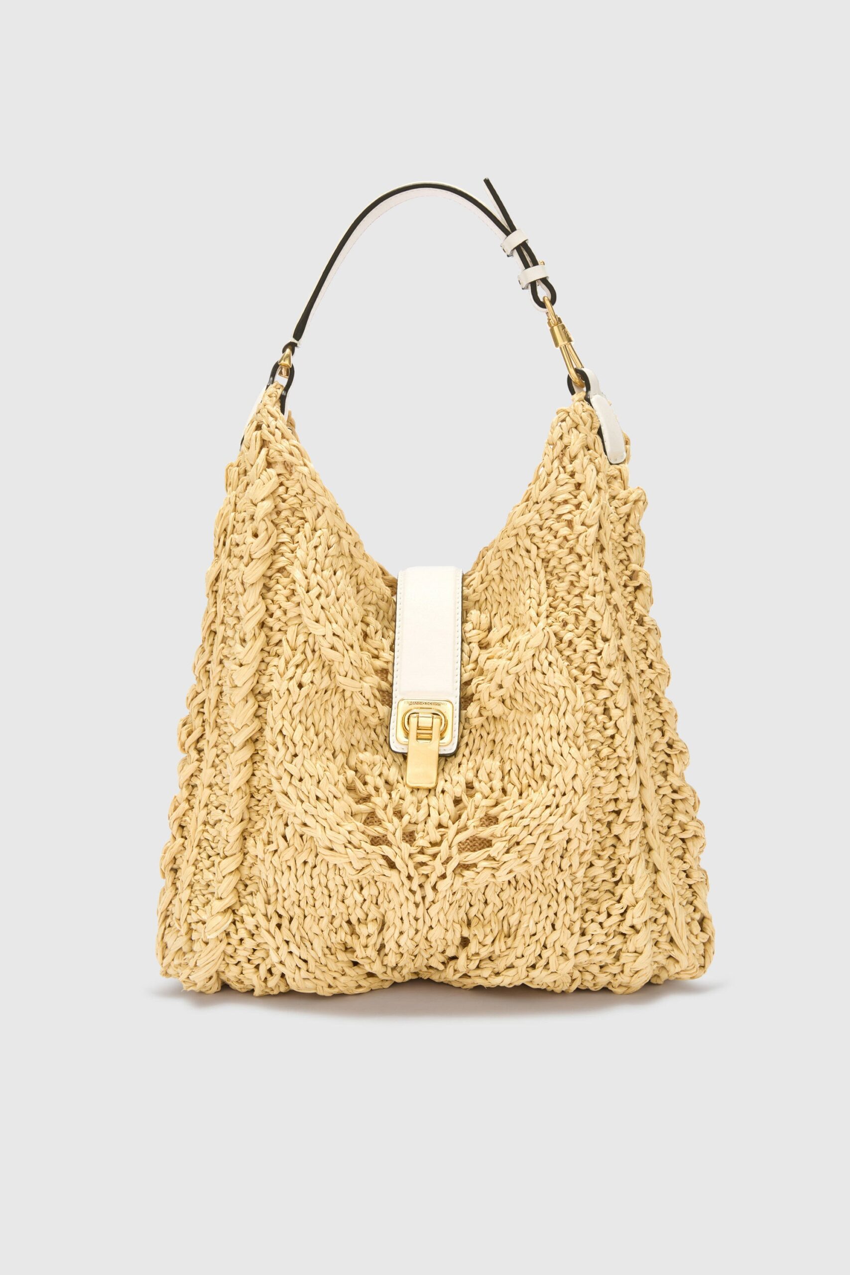 HOBO BAG IN RAFFIA