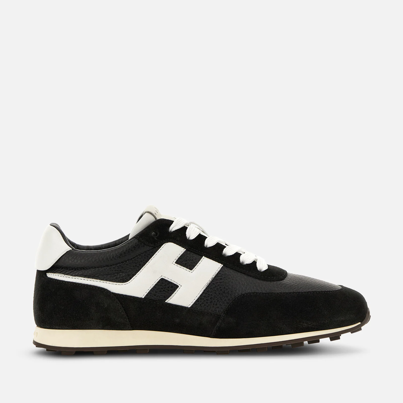 ATHLETIC SNEAKERS