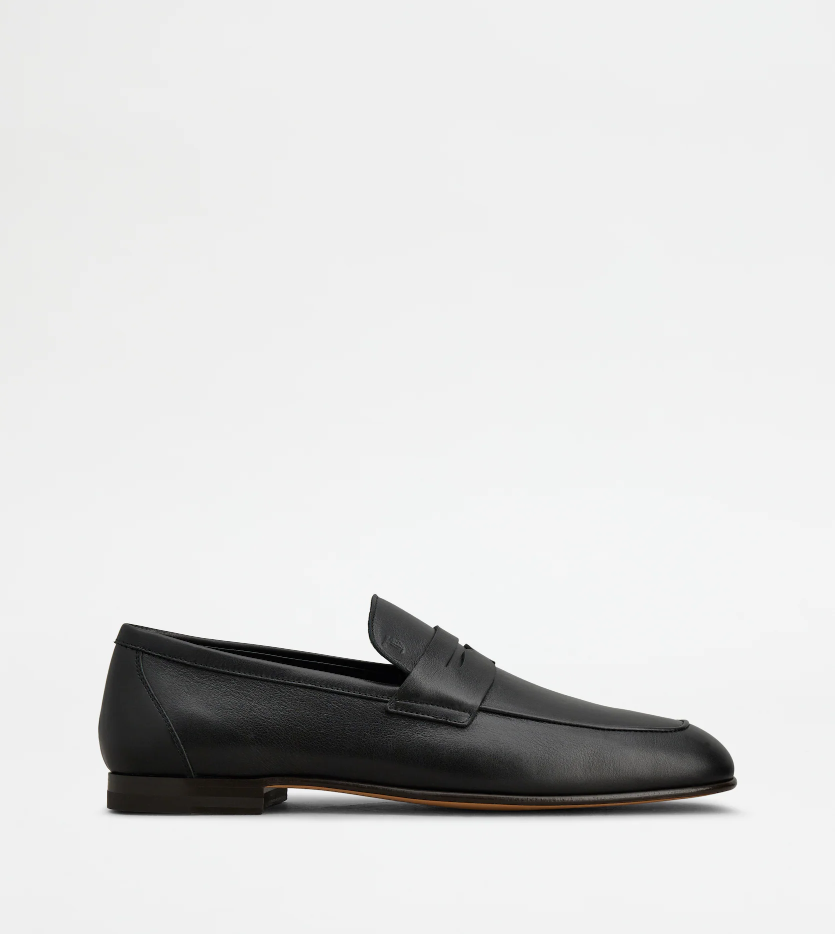 LOAFERS IN LEATHER