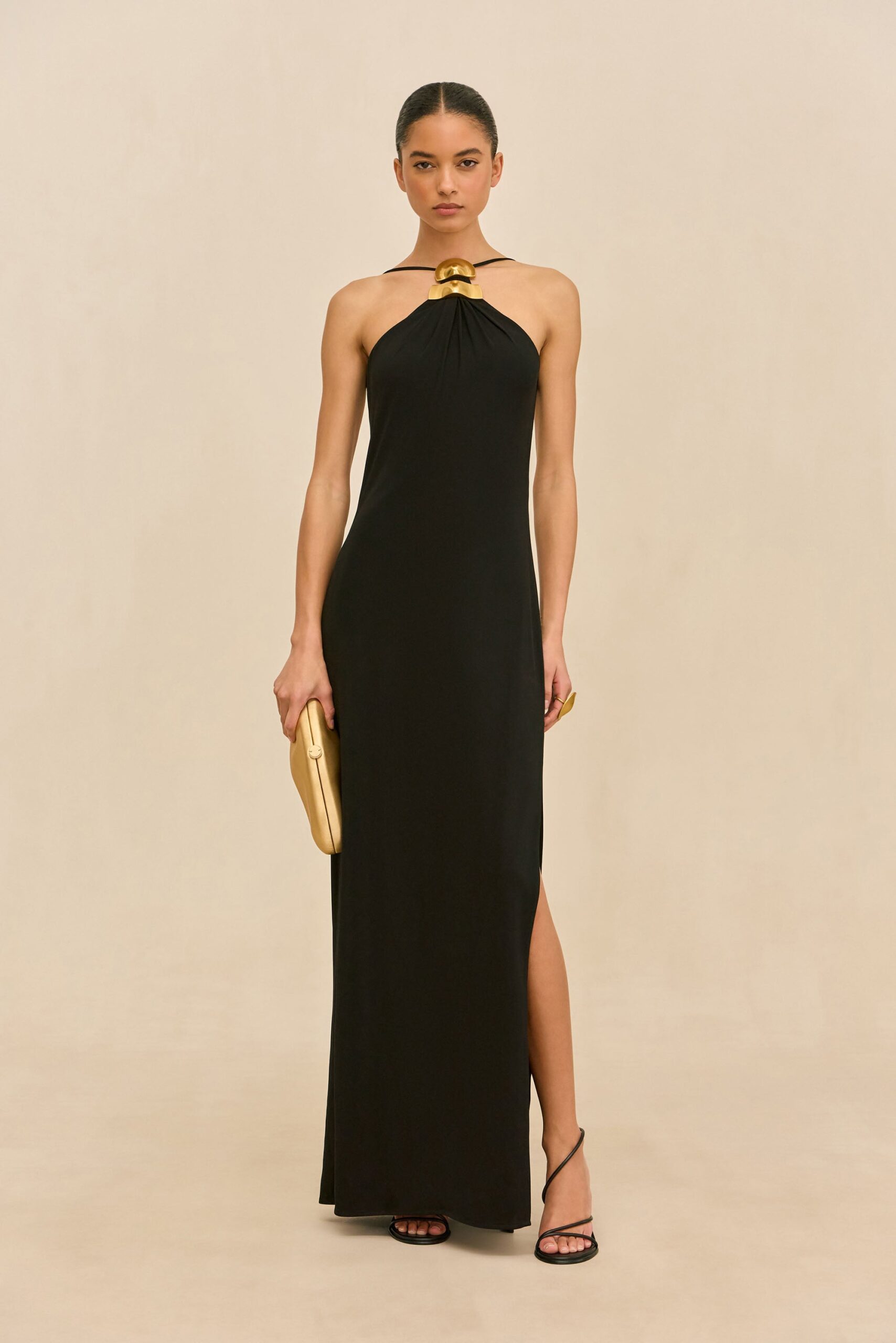 VAELA GOWN